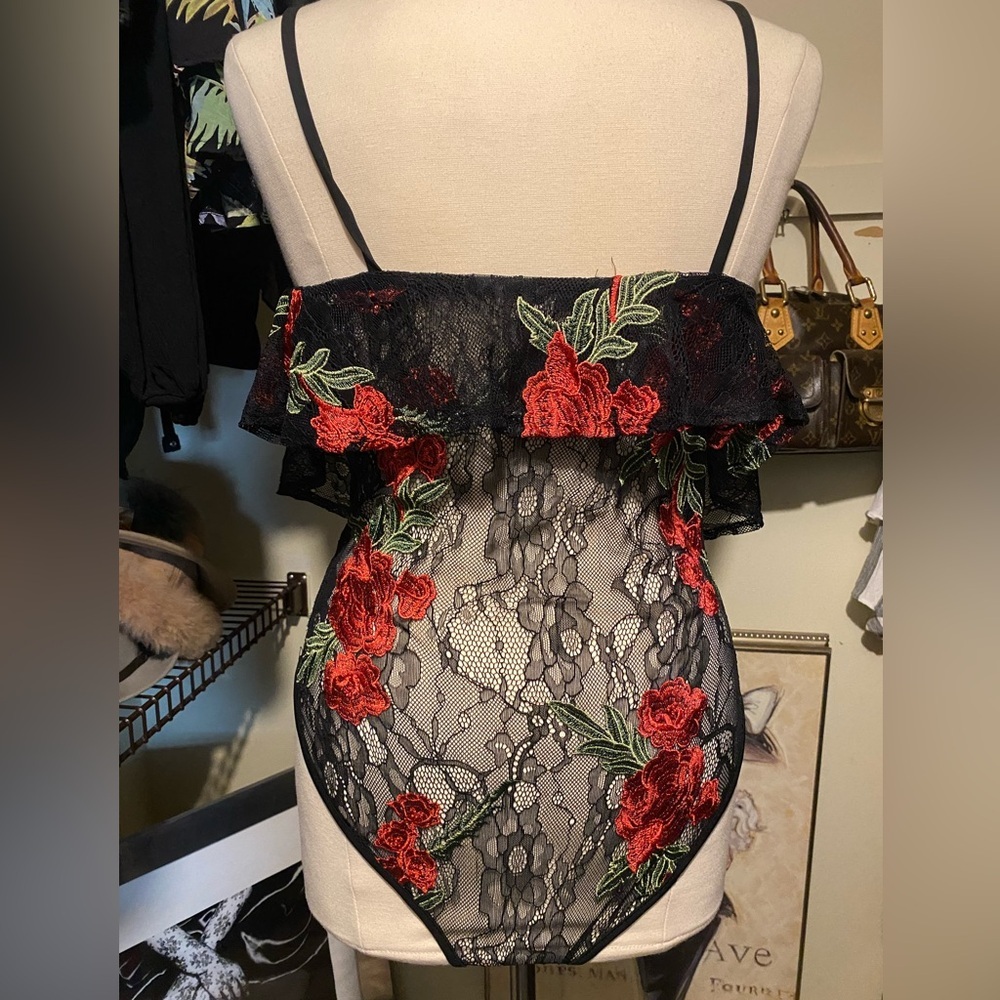 Monaco Lace Bodysuit Medium Black Sheer Floral Embroidered Off Shoulder - Picture 2 of 7